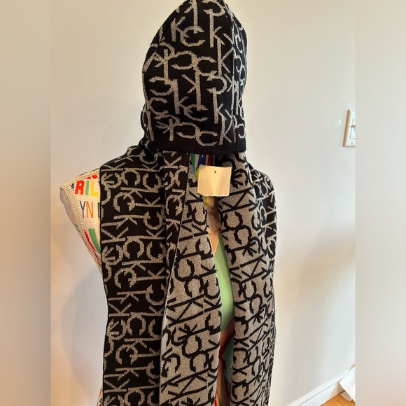 Calvin Klein scarf and hat. NWT - Picture 1 of 3